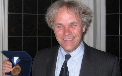 Mark_Solms_2008-topaz-upscale-4x